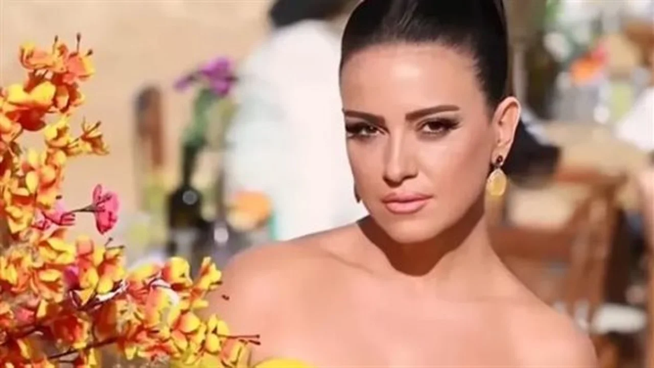 أسرار ريهام عبد الغفور.. محطات وقصص شخصية في حياة النجمة المصرية الضاربة بالعمق